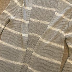 Pink Lily Cardigan size s/m